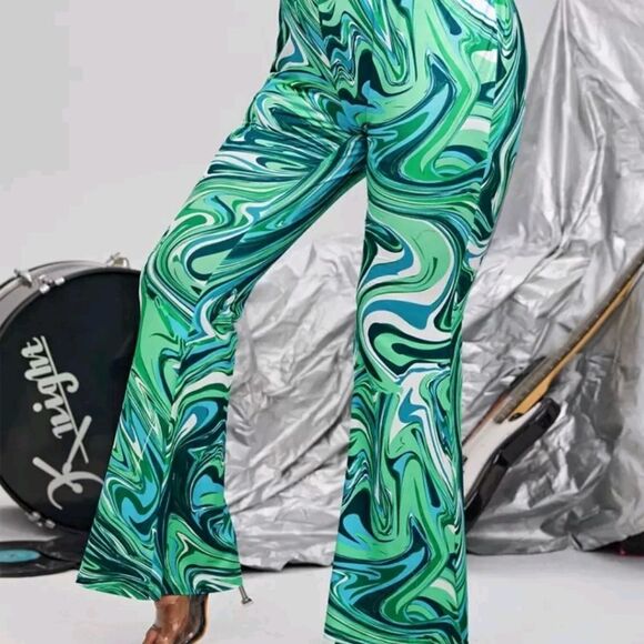 Green Swirl Women's Flare Pants OX - Picture 2 of 6